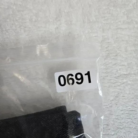 Madewell Baggy Jean Shorts Black Womens Cuffed Size 31 0691 - Picture 10 of 10